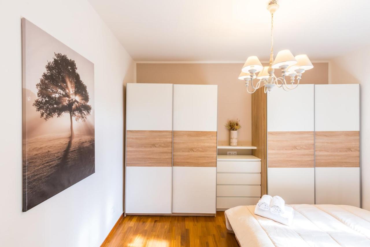 Brancaccio Renewed Apartment By Napoliapartments Exterior foto
