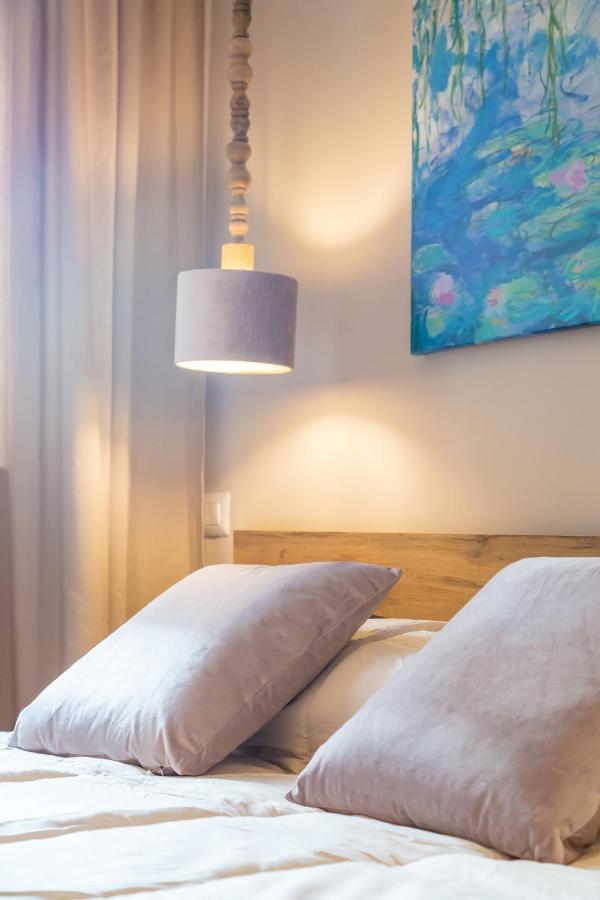 Brancaccio Renewed Apartment By Napoliapartments Exterior foto