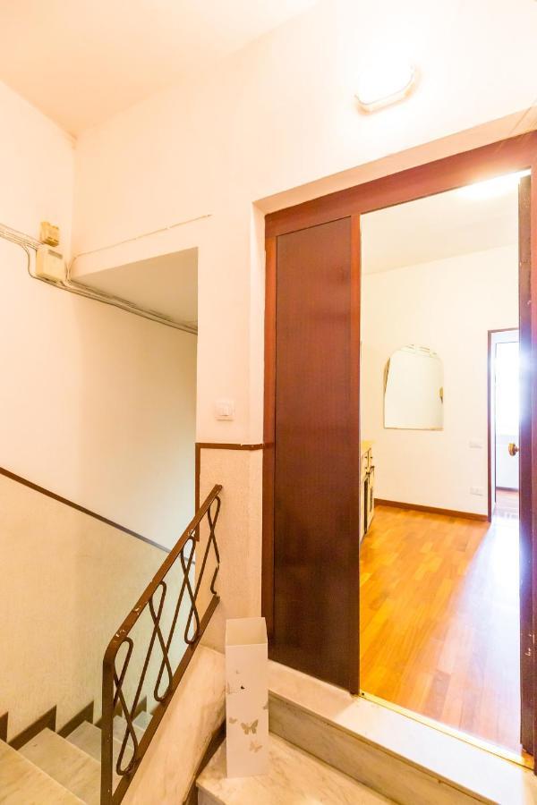 Brancaccio Renewed Apartment By Napoliapartments Exterior foto